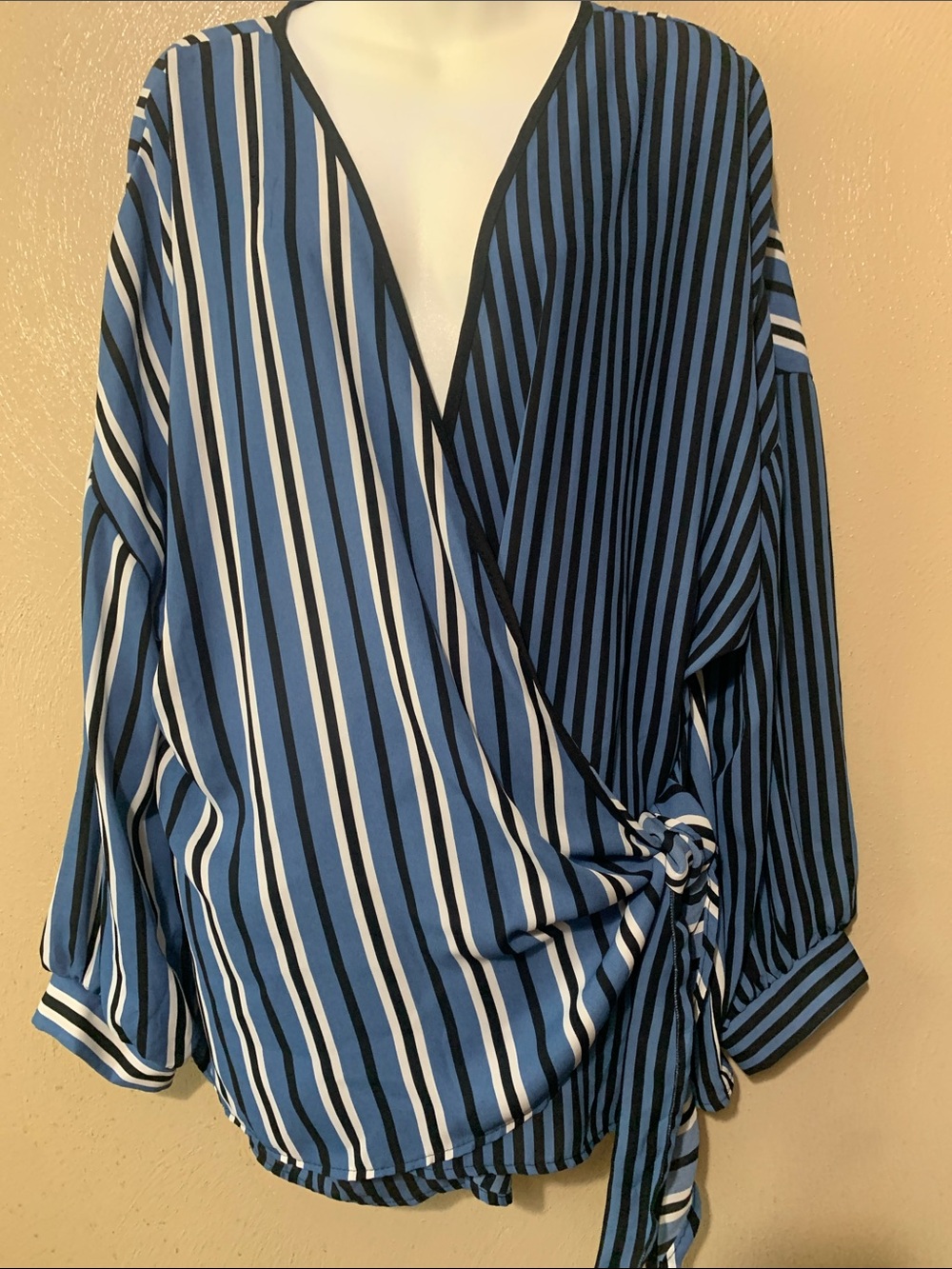 Ashley Stewart 22/24 Blue and White Striped Wrap Blouse NWT